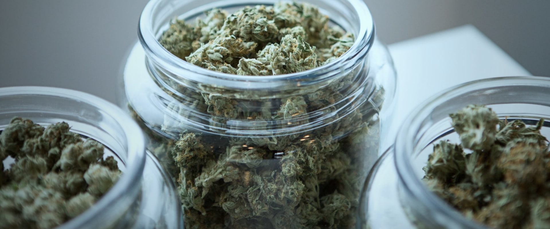 Is sativa a hyper high?